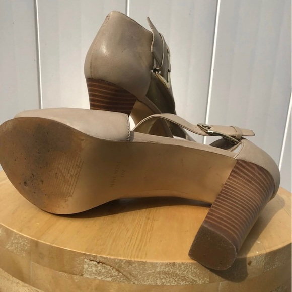 Size 11 Beige Nine West “Mega” Nude Wooden Block Heel Cut Out Ankle Boot… - Picture 6 of 12